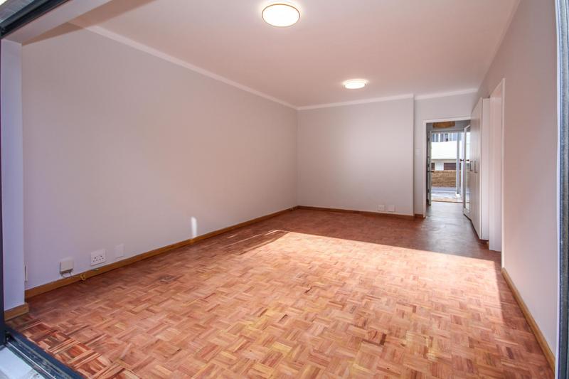 1 Bedroom Property for Sale in Mouille Point Western Cape